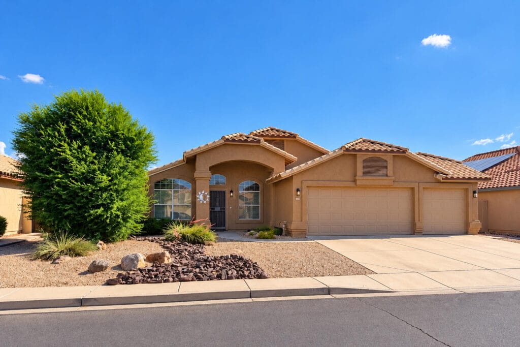 9559 W Potter Dr